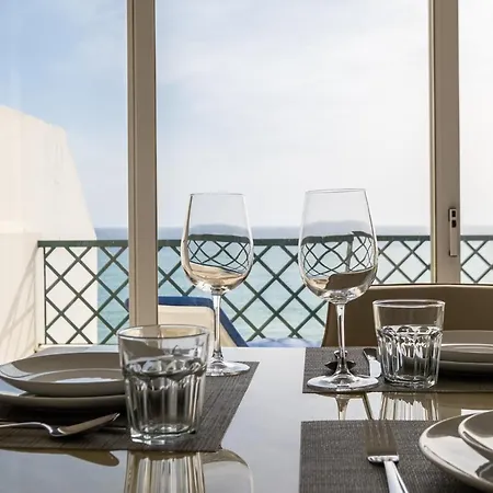 Апартаменты Frente Ao Mar - 3 Quartos - Wi-fi - Aq